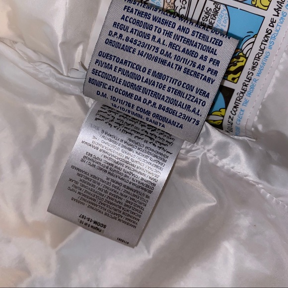 🚫SOLD🚫 Moncler Girls Pink Down Puffer Coat - Picture 8 of 8